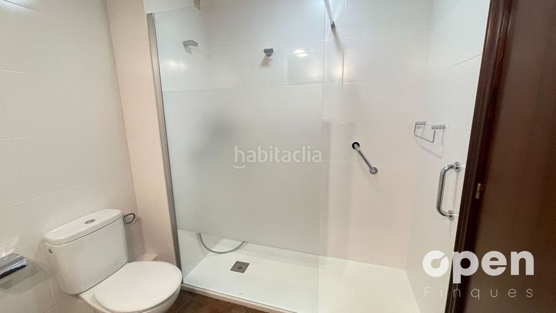 Foto 2a75f029-12a9-4498-8607-a3d93523b9b5. Pis amb calefacció a Can Boada Terrassa