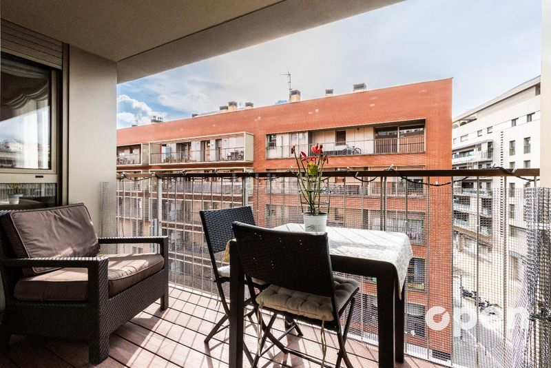 Foto 11f171d5-bc48-4444-8146-dcb82f728c5a. Pis amb calefacció aparcament a Barri del Centre Terrassa