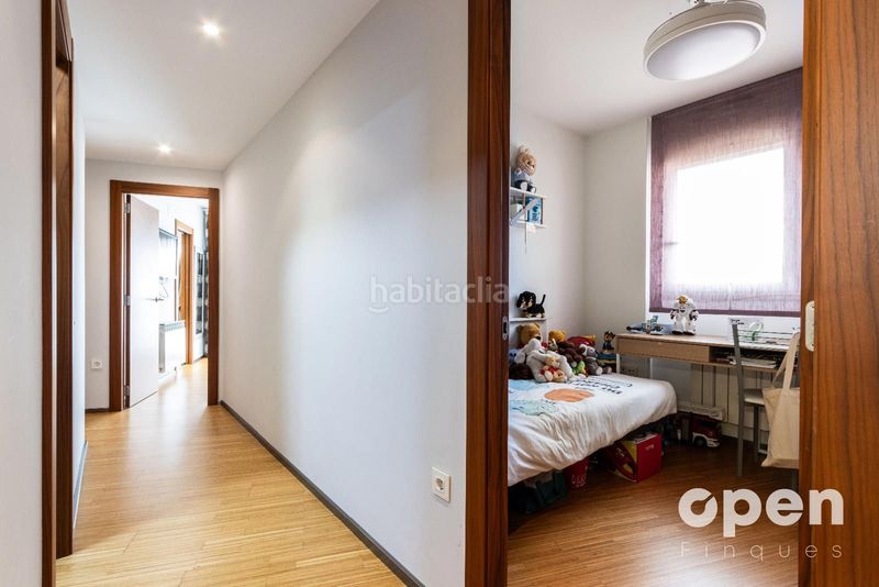 Foto 1bd19578-e82a-4d0f-b46e-570009f28aec. Pis amb calefacció aparcament a Barri del Centre Terrassa