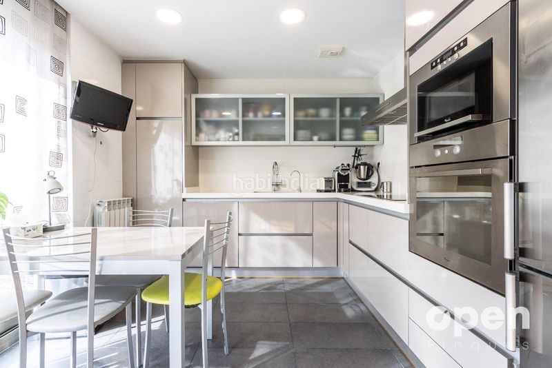 Foto 594ec90b-50c5-40a3-9728-82caa8e5b219. Pis amb calefacció aparcament a Barri del Centre Terrassa