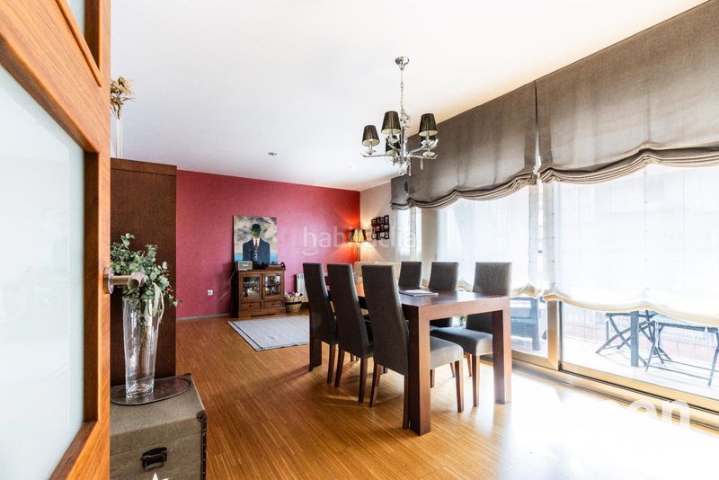 Foto a3f4d409-d2b0-4ec2-b49e-bcd758843af3. Pis amb calefacció aparcament a Barri del Centre Terrassa