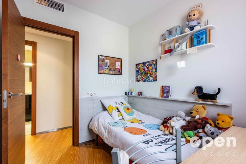 Foto effc6cd6-64ab-4540-86e7-0b3cdfc3ce4d. Pis amb calefacció aparcament a Barri del Centre Terrassa