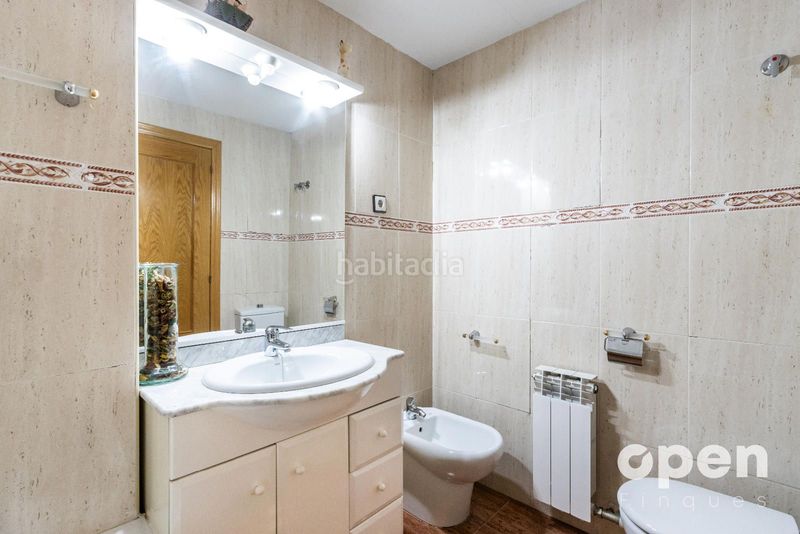 Foto 96faab29-65b5-4dcb-8663-8cfcc66e78b3. Pis amb calefacció a Zona Esportiva Terrassa