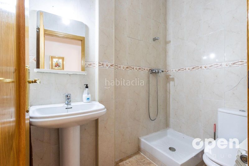 Foto c309fec2-472c-45f8-a614-a2624d3d5ac3. Pis amb calefacció a Zona Esportiva Terrassa