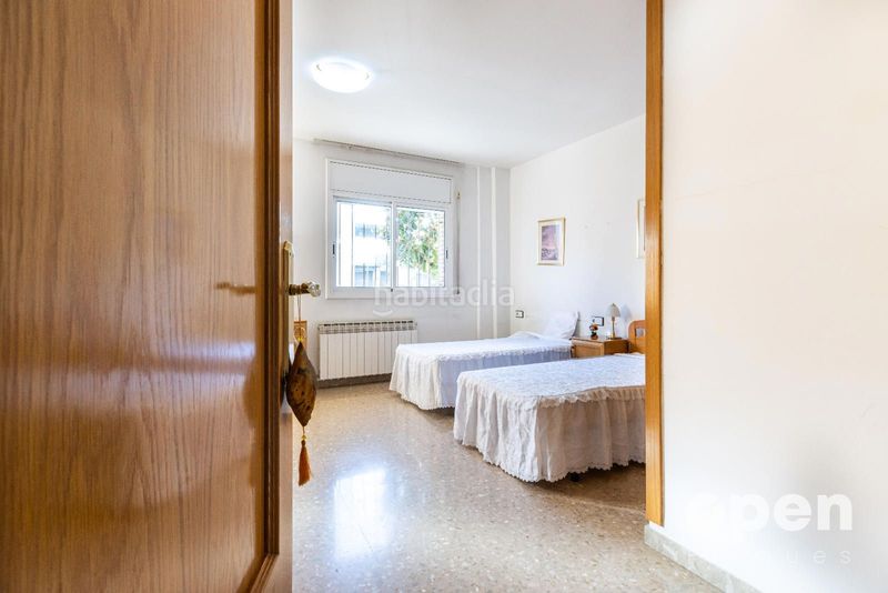 Foto cd9811d0-7ff8-4cb6-aa26-ba70d1141098. Pis amb calefacció a Zona Esportiva Terrassa