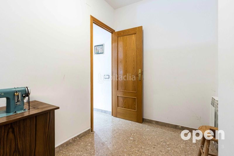 Foto f1326c4c-9d5e-424f-a16a-3d4666cf0b51. Pis amb calefacció a Zona Esportiva Terrassa