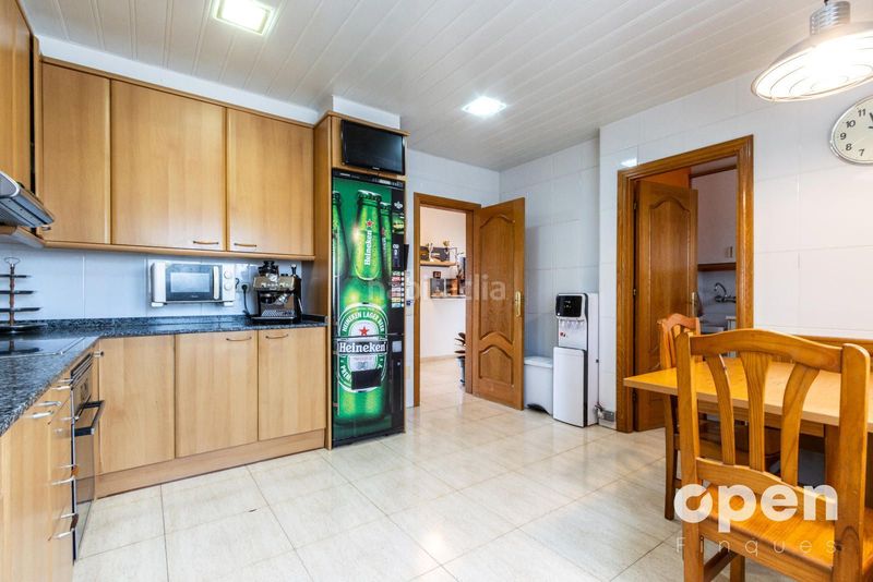 Foto 0b0d7bd0-efd2-4a82-9f5f-d6ffe8402de7. Xalet amb calefacció aparcament piscina a Ullastrell