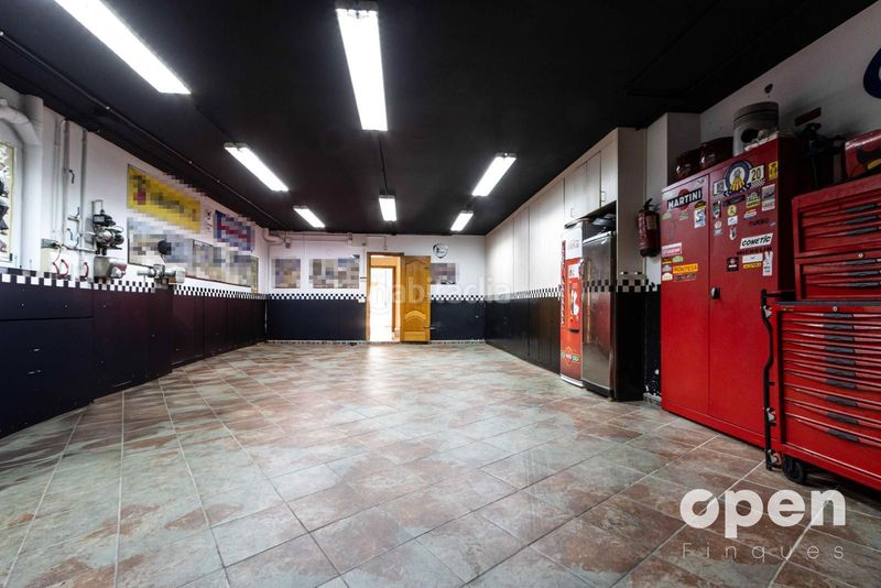 Foto 198f7510-2b41-4566-93bb-3b359349af63. Xalet amb calefacció aparcament piscina a Ullastrell