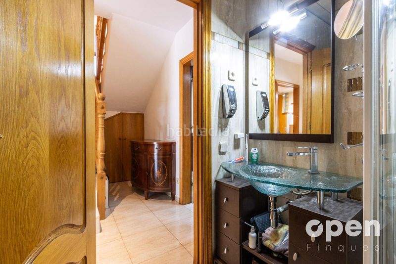 Foto 50b18af5-63ac-4682-a619-86a7706f72a3. Xalet amb calefacció aparcament piscina a Ullastrell