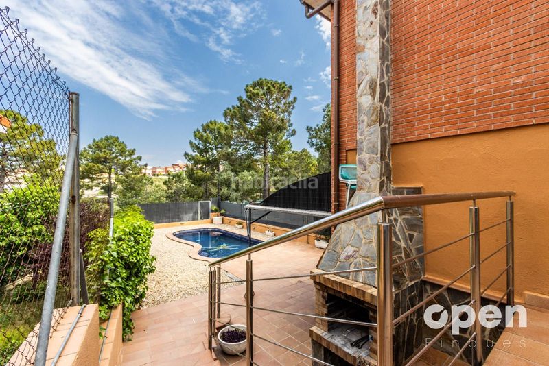 Foto 58db86fd-6a9f-434f-bb37-ff5fd828e0ec. Xalet amb calefacció aparcament piscina a Ullastrell