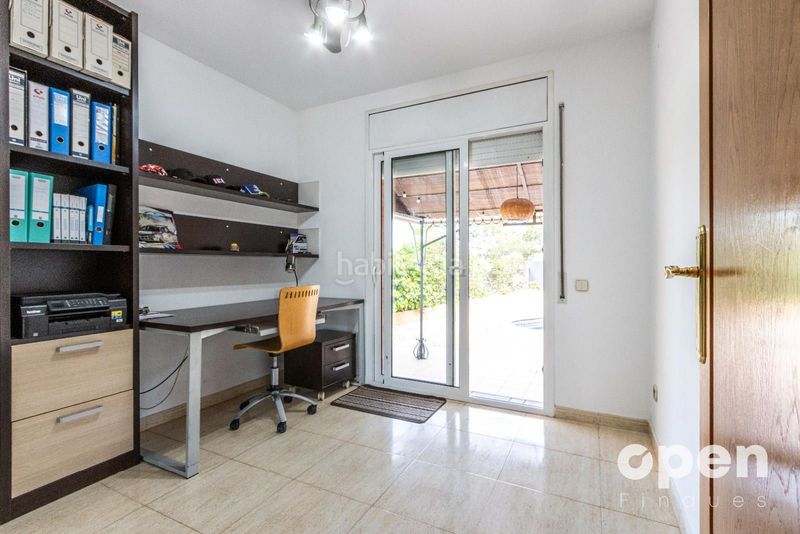 Foto 61ce26c6-4b59-4d34-a6fe-3ebb33736b8f. Xalet amb calefacció aparcament piscina a Ullastrell