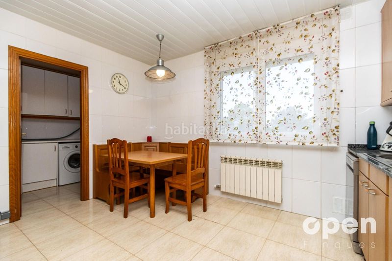 Foto d59f3150-967c-486e-a79e-f6654a4d7994. Xalet amb calefacció aparcament piscina a Ullastrell