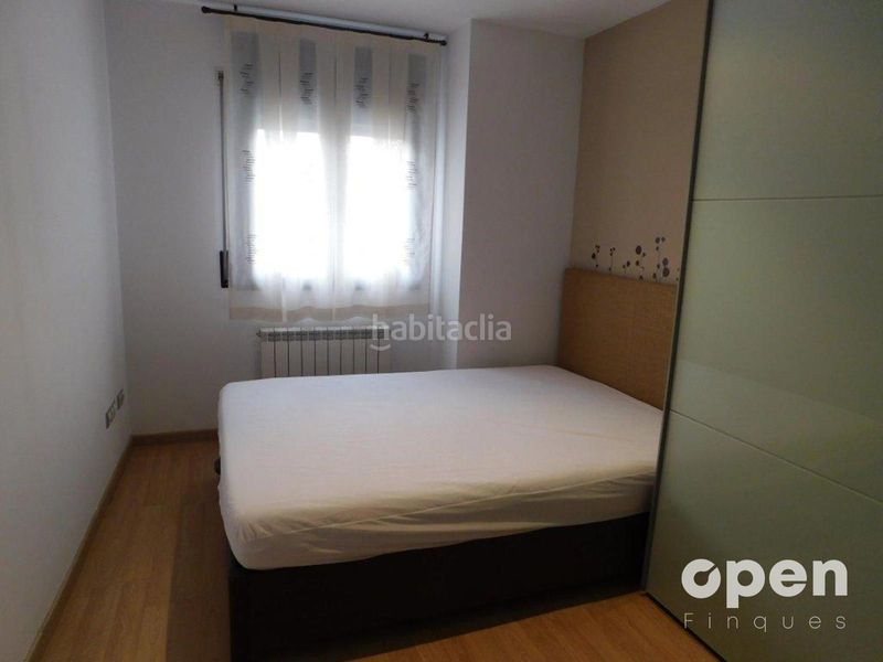 Foto 0f4081d3-76c0-49b7-a242-e9494a93a1f3. Pis amb calefacció aparcament a Can Tussell Terrassa