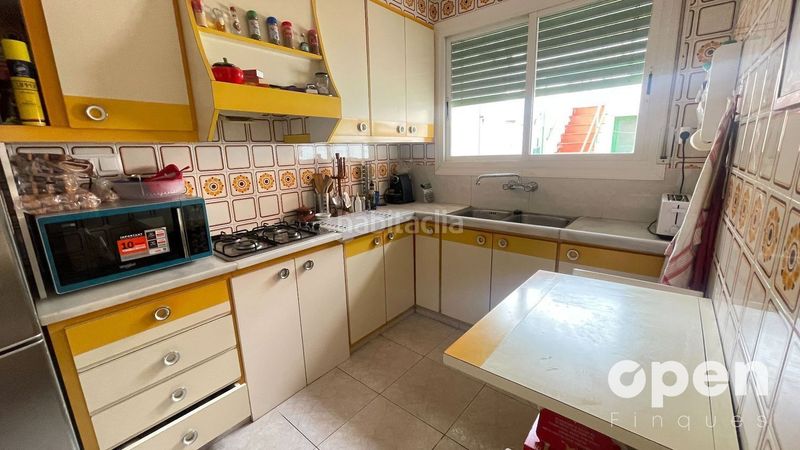 Foto f8d2eb06-466c-4a37-8747-25c04afea03b. Casa amb calefacció aparcament a Zona Esportiva Terrassa