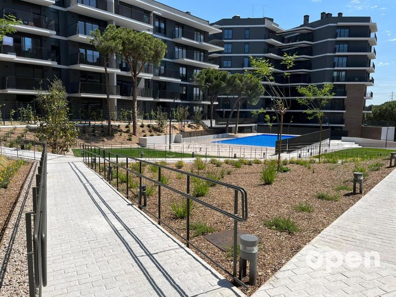 Foto 58cd91df-f7ba-43eb-9ef6-352472ccb7b0. Pis amb calefacció aparcament piscina a Les Arenes - La Grípia - Can Montllor Terrassa