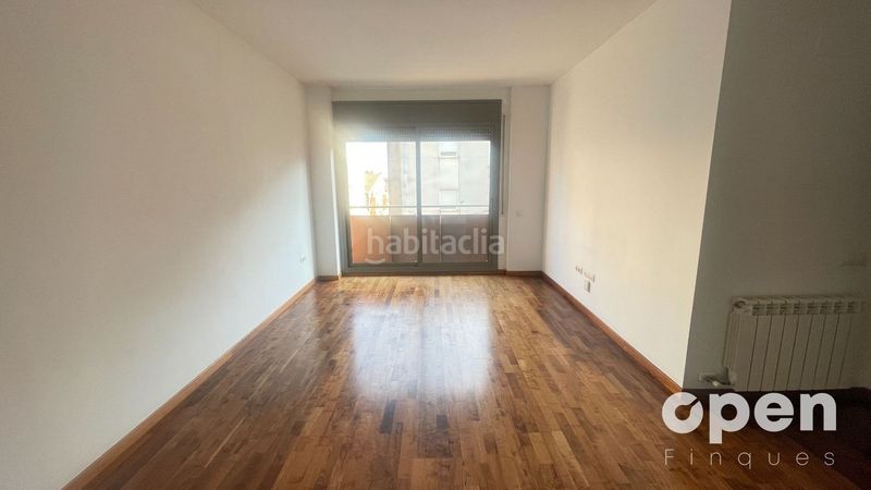 Foto 6a3bb453-a891-4503-9199-6a9fa444c8c3. Pis amb calefacció aparcament a Sant Pere Nord Terrassa