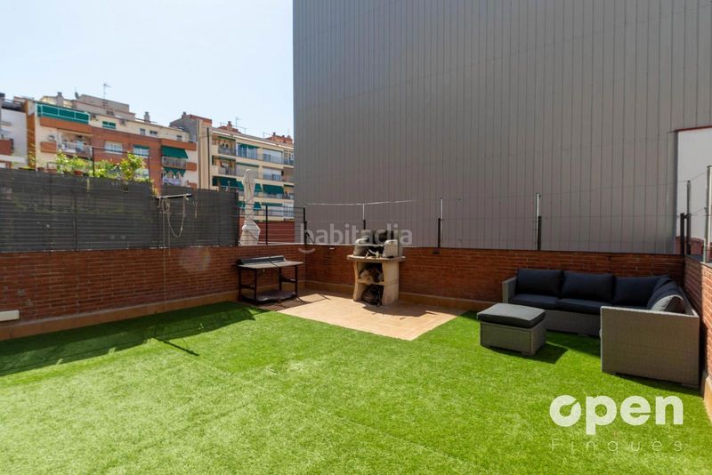 Foto 2da5c4d1-e372-414e-a6fb-bbd18739a3e8. Dúplex amb calefacció piscina a Plaça Catalunya - Escola Industrial Terrassa