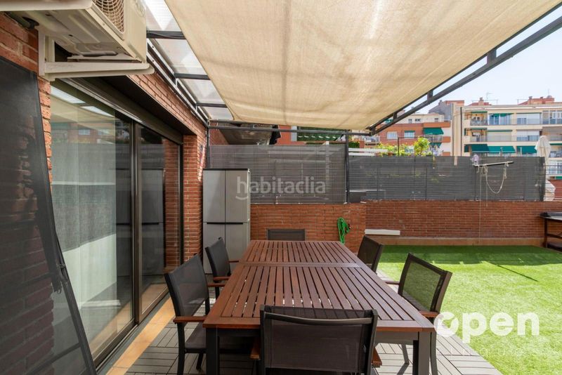 Foto be8fd9d8-7cc1-4e72-be4e-8d64a9f20d9b. Dúplex amb calefacció piscina a Plaça Catalunya - Escola Industrial Terrassa