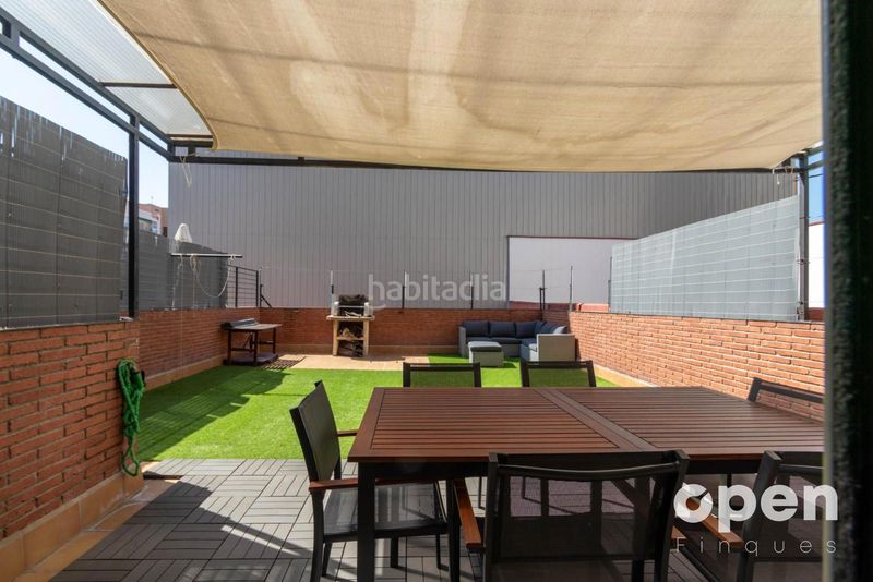Foto c8a00133-e41a-4c55-823b-3a2a29724b5c. Dúplex amb calefacció piscina a Plaça Catalunya - Escola Industrial Terrassa