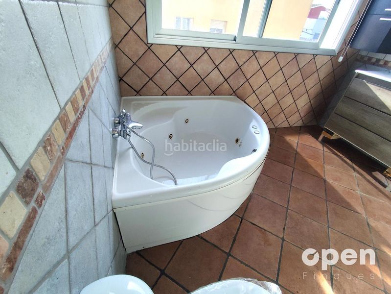 Foto 0634468a-3e5d-400e-ab22-22a8926085bc. Casa amb calefacció aparcament a Sant Pere Nord Terrassa