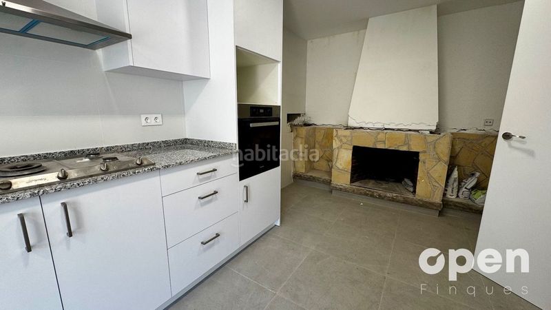 Foto 47bf85ea-4254-4e31-a2c6-a3574dd10b2a. Casa amb calefacció aparcament a Can Palet Terrassa