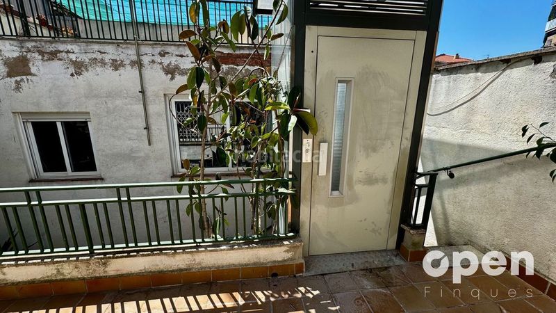Foto 88f417a6-da06-4278-ac9d-5483e884409c. Casa amb calefacció aparcament a Can Palet Terrassa