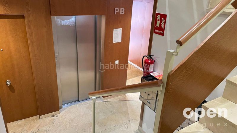 Foto f1011d86-16b0-4d18-98b4-8cea86f05b24. Pis amb calefacció aparcament a San Pere Terrassa