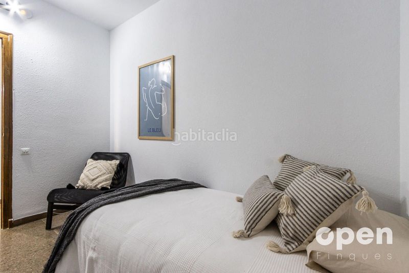 Foto f13c61e5-29f8-4ac1-8621-b2f2d20bb2f8. Pis a San Pere Terrassa