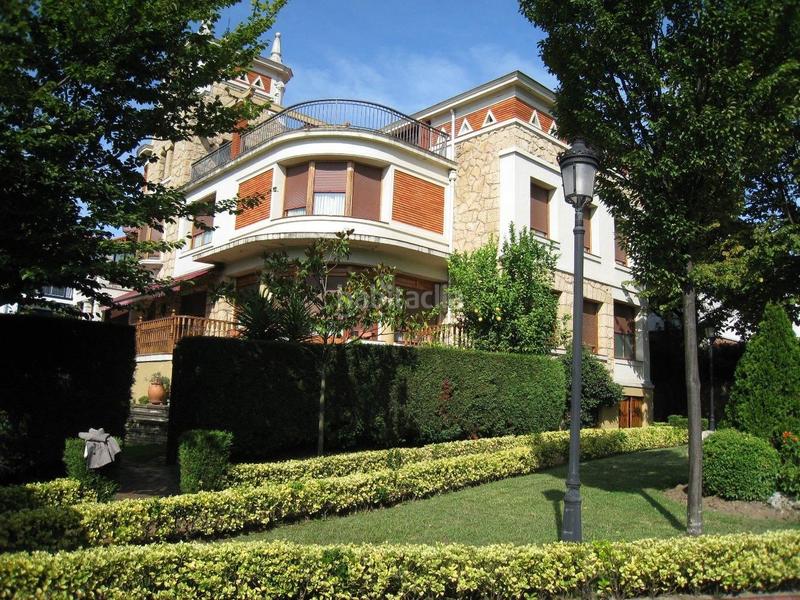 Foto 6ff3bb1a-b8fa-488b-86cb-373c7131f7a2. Zweistöckige wohnung mit heizung parking in Neguri Getxo