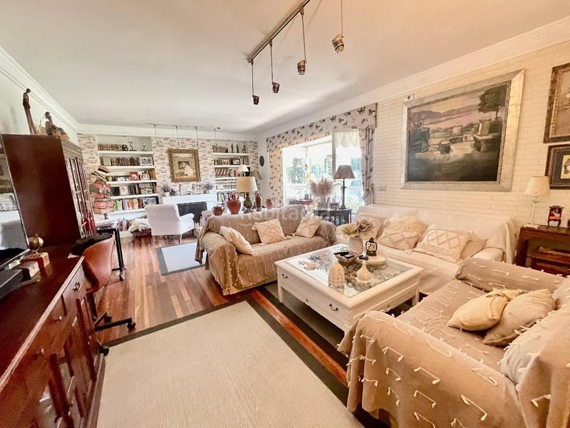 Foto f4280284-063d-460c-b5ff-56eee5892c57. Etagenwohnung mit heizung parking in Las Arenas Getxo