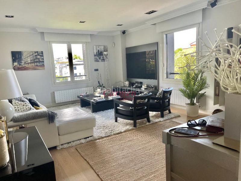 Foto 30ef960f-6afb-45a3-8afe-9ce750a0cb9d. Duplex avec chauffage parking piscine dans Neguri Getxo