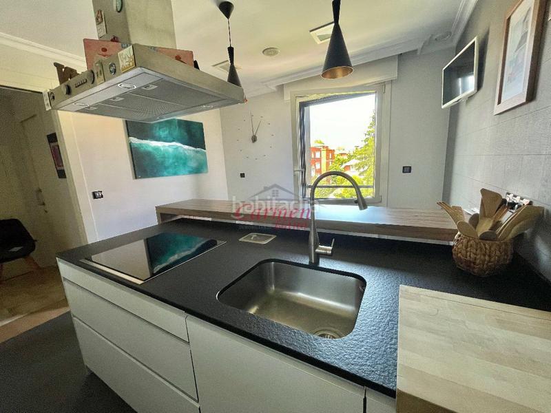 Foto 840e3fa9-a0de-4841-8c62-2cedf5a1fe58. Duplex avec chauffage parking piscine dans Neguri Getxo