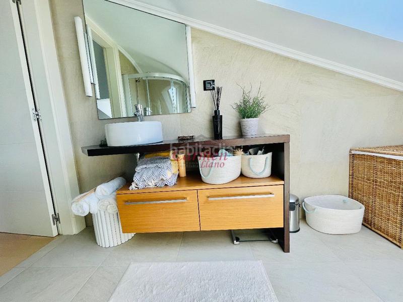 Foto c3b59799-c906-4730-947f-4244cc5386e8. Duplex avec chauffage parking piscine dans Neguri Getxo