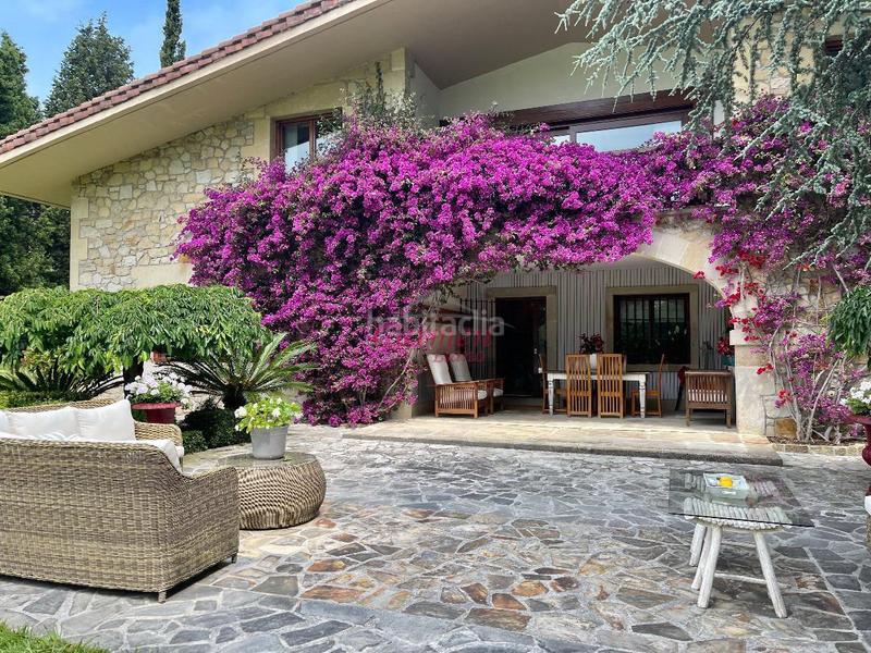 Foto 93514ca7-d4f5-4734-b8fd-e6bdf6618996. Casa amb calefacció aparcament a Loiu