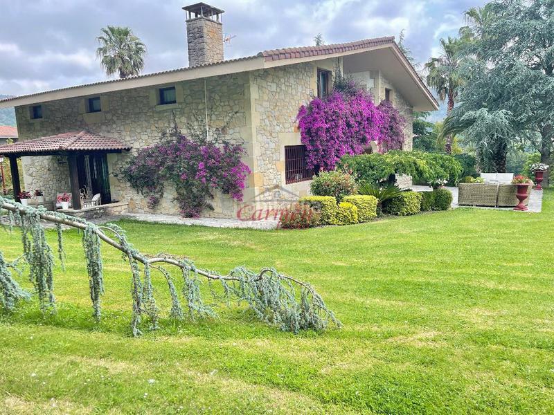 Foto ef41164a-3b4c-4b4b-944e-5cacb631a930. Casa amb calefacció aparcament a Loiu
