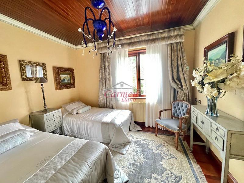 Foto f0f6fb54-d263-48c5-94b3-7bee7caf28f1. Casa amb calefacció aparcament a Loiu