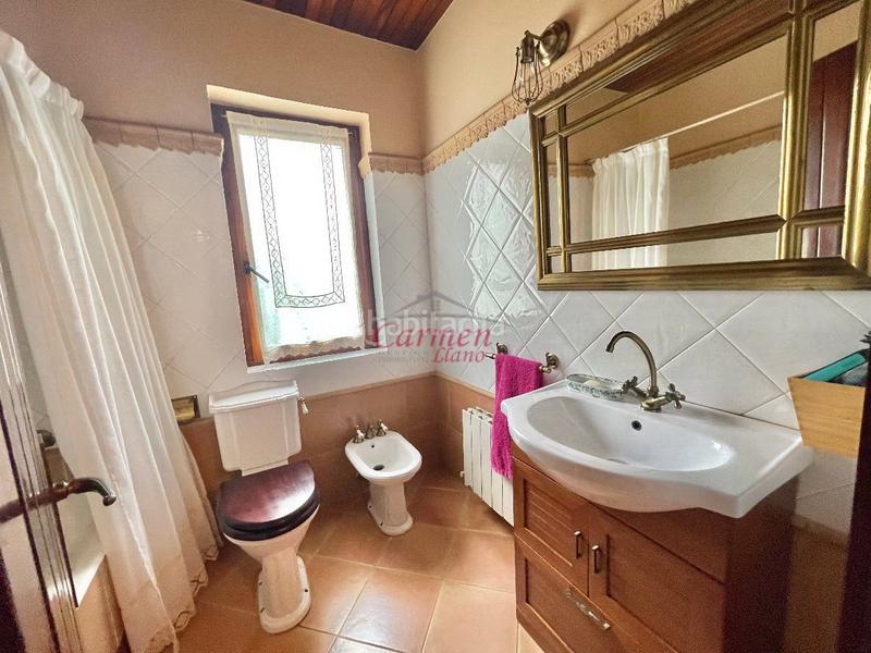 Foto 3cf82f57-92f5-4f56-8ba4-5e825915c4f2. Casa en Loiu