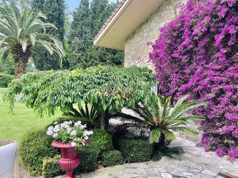 Foto 5e65f244-1db0-4992-8c7b-3a23bac1fe34. Casa en Loiu