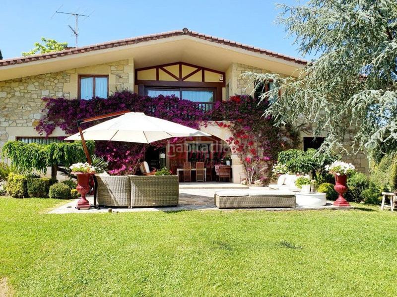 Foto 7cae315f-518c-4696-b7ff-c7795e9cd429. Casa en Loiu