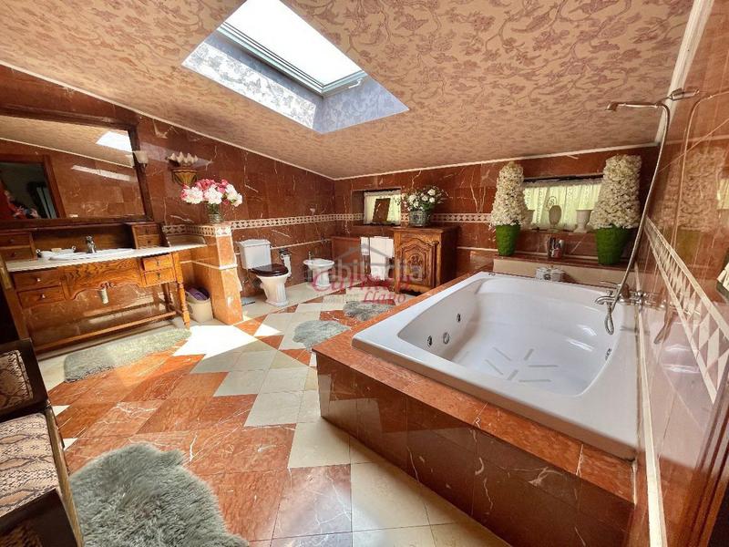 Foto f2edb51c-2edf-49a5-97c0-db0a137bd65b. Casa en Loiu