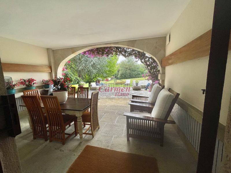 Foto 25d290c7-1d6e-417c-8d5e-ae26a67809bd. Maison avec chauffage parking dans Loiu