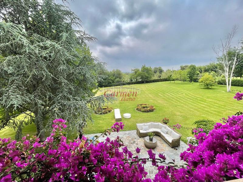 Foto 38b62ace-e3cf-4137-b49e-7e8b5ca85f41. Maison avec chauffage parking dans Loiu