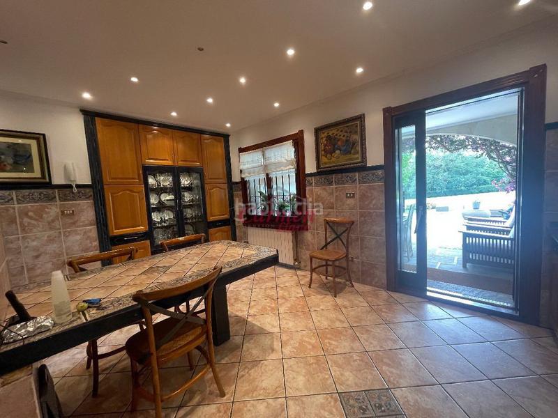 Foto a25dce32-7efa-46e4-b31f-d669128b9ad3. Maison avec chauffage parking dans Loiu