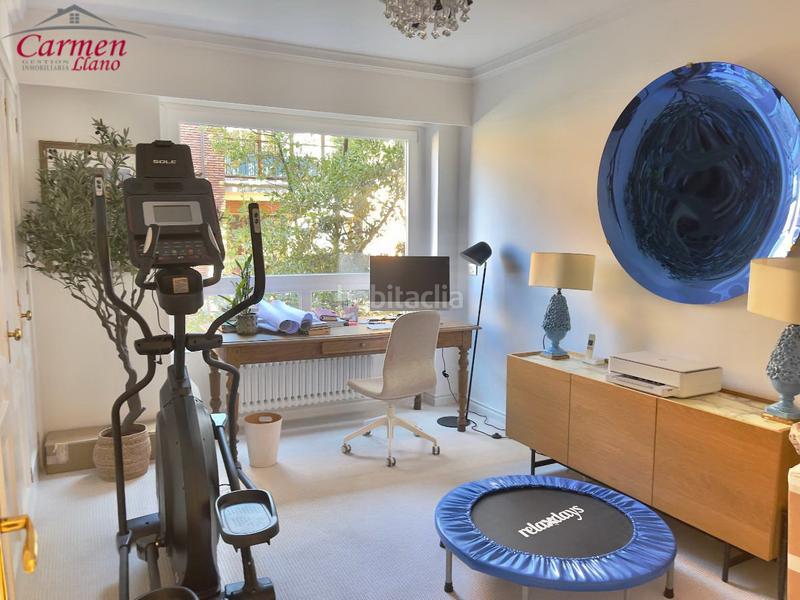 Foto d5c5e2b5-599f-4de3-9cab-7814f51b8086. Flat with fireplace heating parking in Las Arenas Getxo