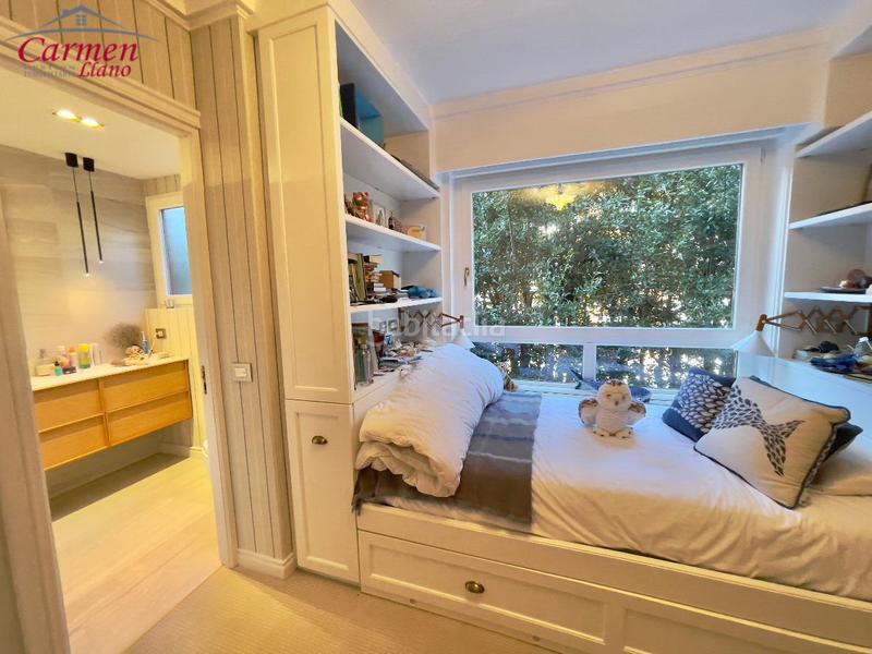 Foto 3757bd3e-5533-4f06-b3f7-5117a9a9d4fd. Pis amb xemeneia calefacció aparcament a Las Arenas Getxo