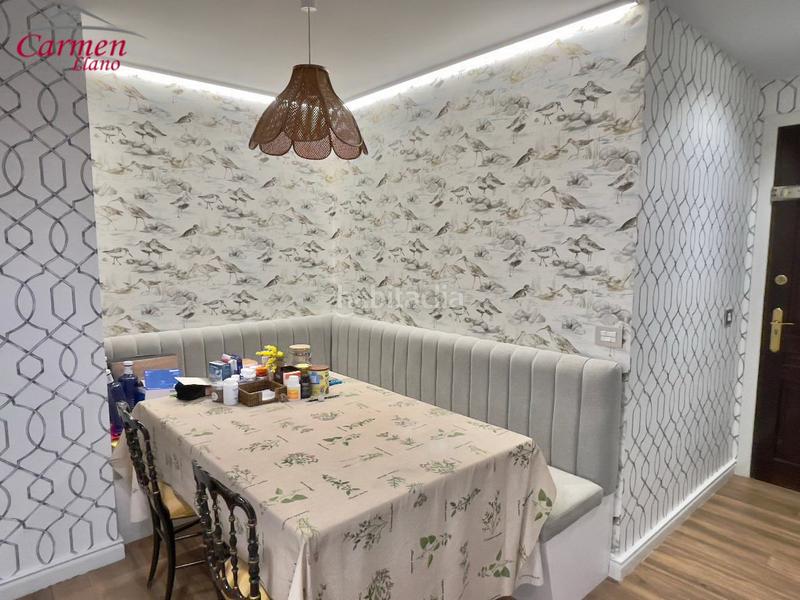 Foto be499aab-71c5-4ca3-8ce7-02033a914fdb. Pis amb xemeneia calefacció aparcament a Las Arenas Getxo