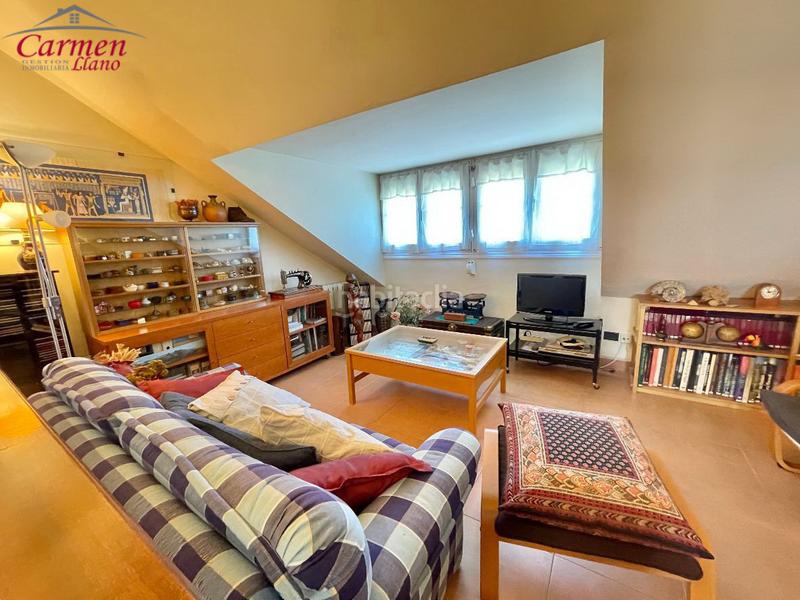 Foto 0d22099d-e5be-4325-972f-ca3f9d8eebd3. Casa adossada amb calefacció aparcament piscina a Leioa