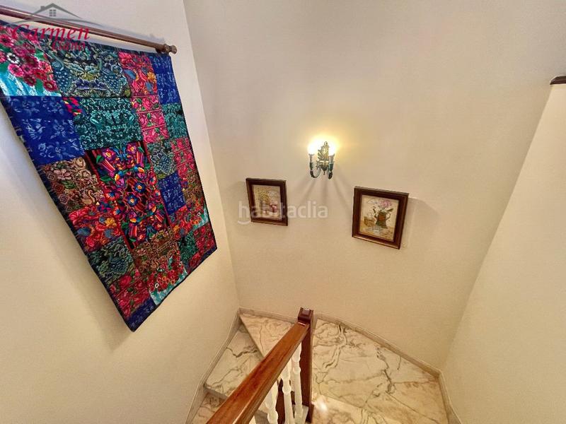 Foto 337ae436-6e37-4cf7-aafc-b352b42c9da4. Casa adossada amb calefacció aparcament piscina a Leioa