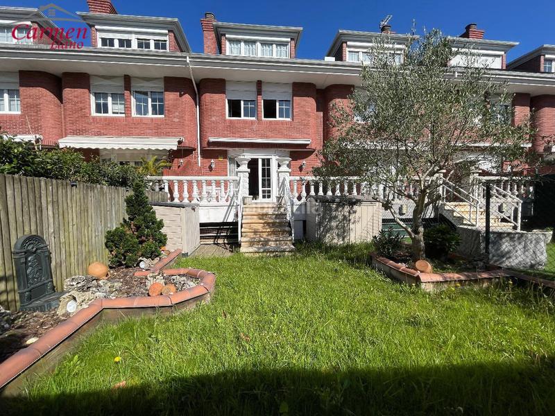 Foto 85bb38b5-e920-46ba-a5ff-b916521a480f. Casa adossada amb calefacció aparcament piscina a Leioa