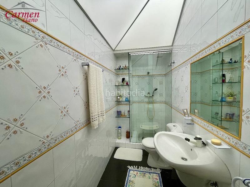 Foto a75d2609-3f38-406e-a0b4-5a61d4b3c055. Casa adossada amb calefacció aparcament piscina a Leioa